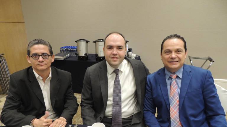 Rinde protesta el nuevo consejo directivo del Colegio de Abogados Eustaquio Buelna