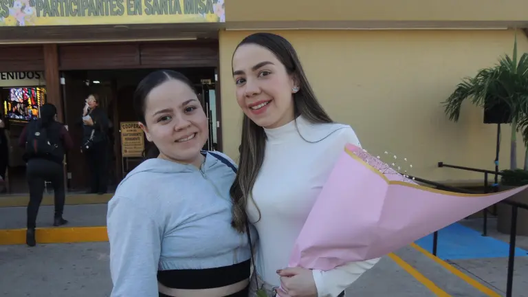 Cantan sinaloenses ‘Las Mañanitas’ a la Virgen de Guadalupe en su día