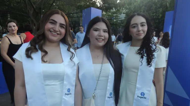 En solemne ceremonia, egresa la Generación Mayo 2026 de la Prepa Tec