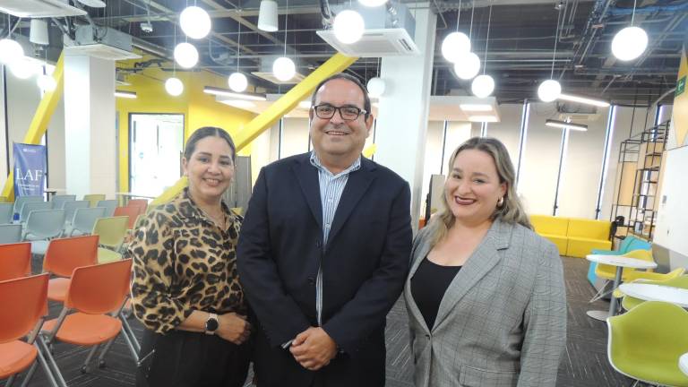 Griselda Piña, Fernando López y Nora Ochoa.