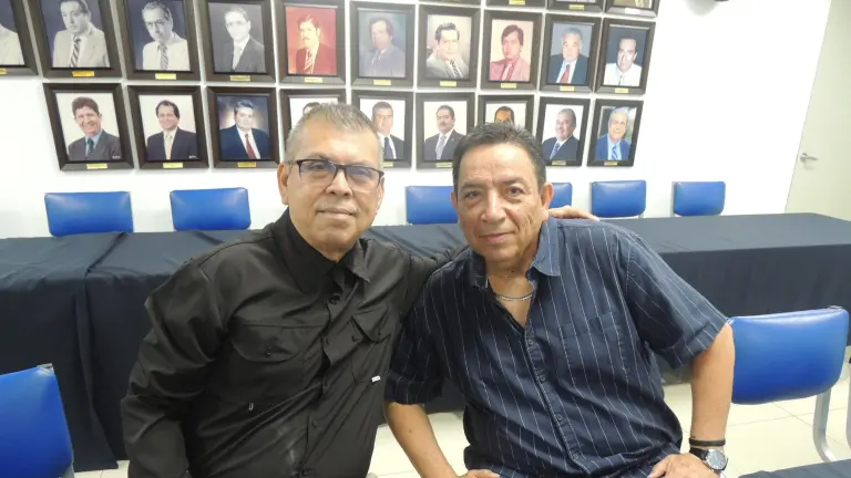 Comparte Paúl Chávez con empresarios, estrategias para reinventar su negocio