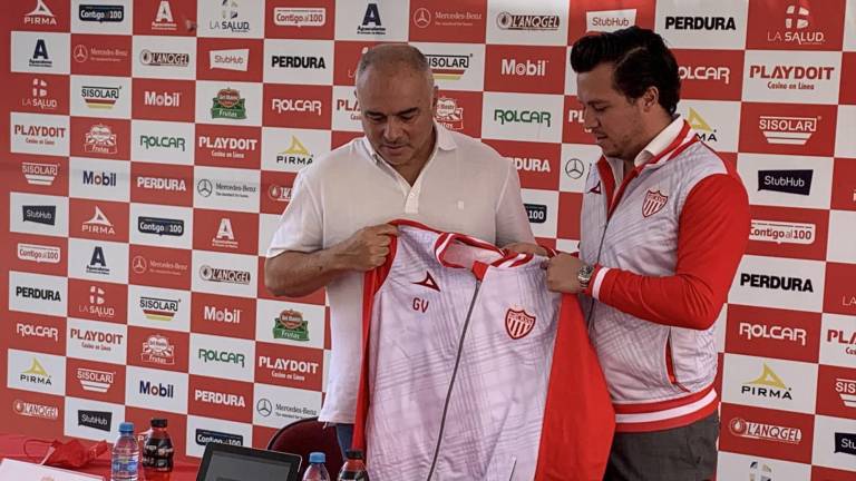 Guillermo Vázquez regresa como entrenador del Necaxa