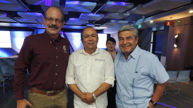 Amplía Tec de Monterrey su oferta educativa en Sinaloa