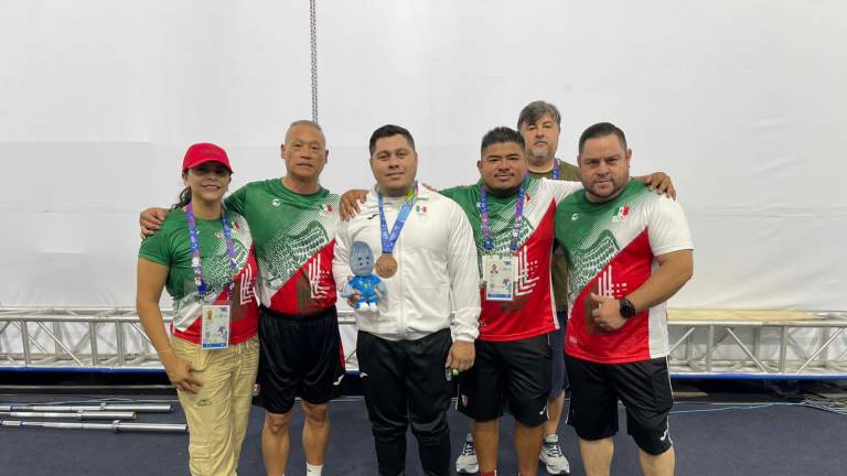 Halterista José López gana bronce en Juegos Centroamericanos y del Caribe