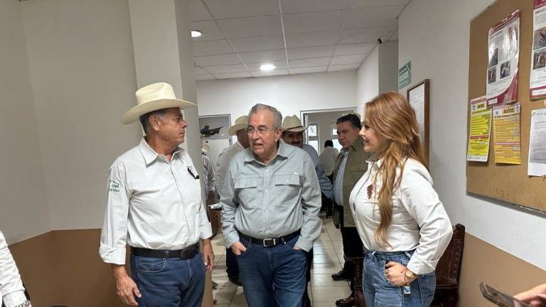 El Gobernador de Sinaloa Rubén Rocha Moya se reúne con integrantes de la Unión Ganadera Regional de Sinaloa.