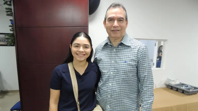 Realiza Ejecutivos de Ventas y Mercadotecnia su última sesión del año, con motivante charla con Gnozin Navarro