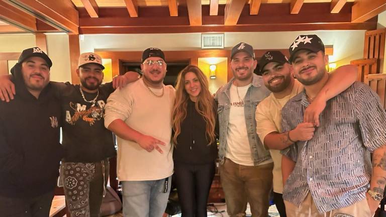 Shakira y Grupo Frontera se preparan para lanzar el tema Entre Paréntesis.