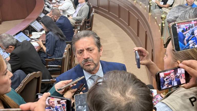 Eligio López Portillo, Presidente de la Junta de Coordinación Política del Congreso, descarta que hay distanciamiento del Gobierno estatal.