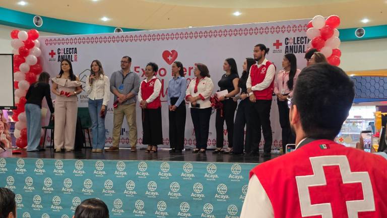 Con el objetivo de fortalecer la colecta 2026 y acercar servicios médicos a la comunidad, la Cruz Roja Mazatlán realizó en Plaza Acaya la tercera edición de la Expo Feria de la Salud.