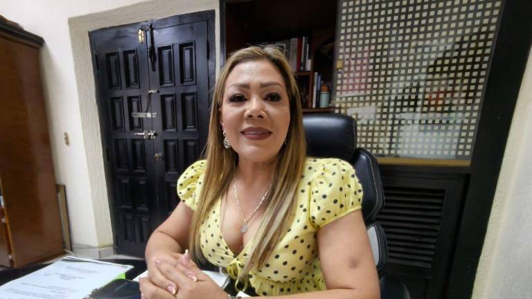 La Alcaldesa de Rosario, Claudia Liliana Valdez Aguilar, advierte del impacto en la economía la baja producción de mango.