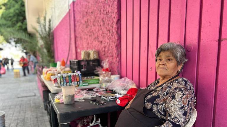 A sus 66 años, Guillermina mantiene su puesto en el Centro tras décadas de trabajo para sacar adelante a su familia.