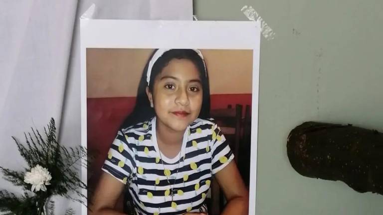 Estefany Naomi apenas cursaba el tercer año de secundaria; fue asesinada en Tecolutla, Veracruz, al parecer por otro adolescente.