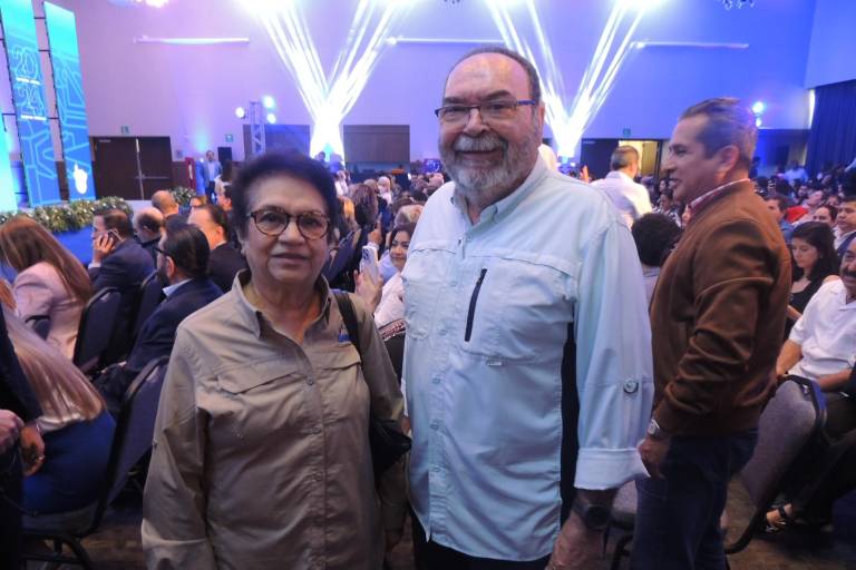 Conocen los logros del Tec de Monterrey en su informe de labores