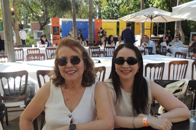 Celebran con ‘La Gran Mesa’, la unión, la gastronomía e identidad de los culiacanenses