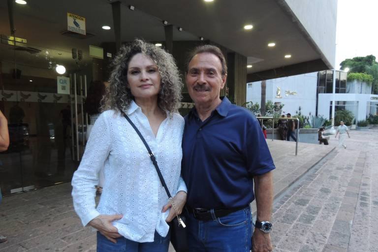 Rien sin parar con Jesús Ochoa y Sergio Galindo, en la obra ‘Fruncidos’