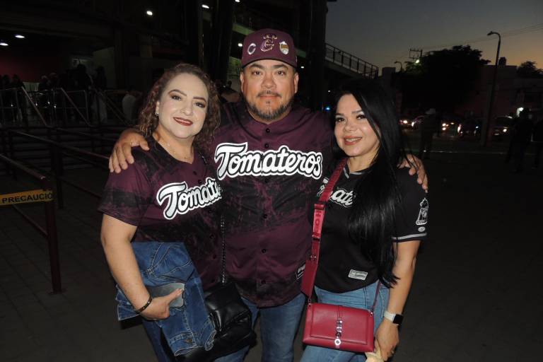 Vibran sinaloenses en el segundo encuentro entre Tomateros y Charros de Jalisco