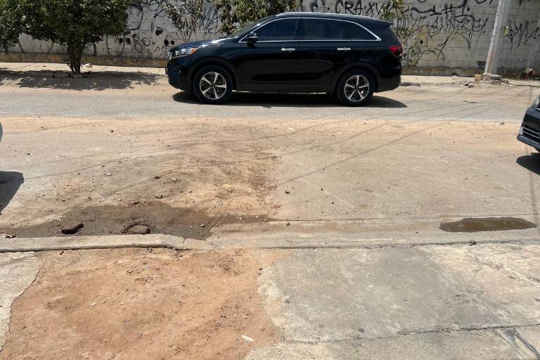 Reparación inconclusa en calle Río Évora, en la Independencia, genera molestia vecinal