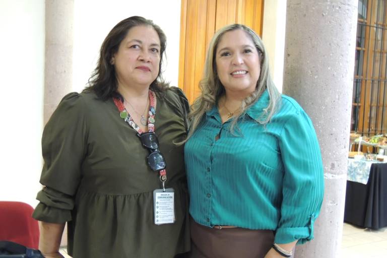 Premian la trayectoria de Martha Alicia Araujo, en el periodismo