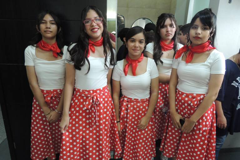 Con un festival musical, egresa nueva generación de Cadi Las Américas