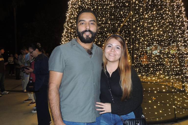 Disfrutan con danza de un recorrido por las tradiciones decembrinas de México