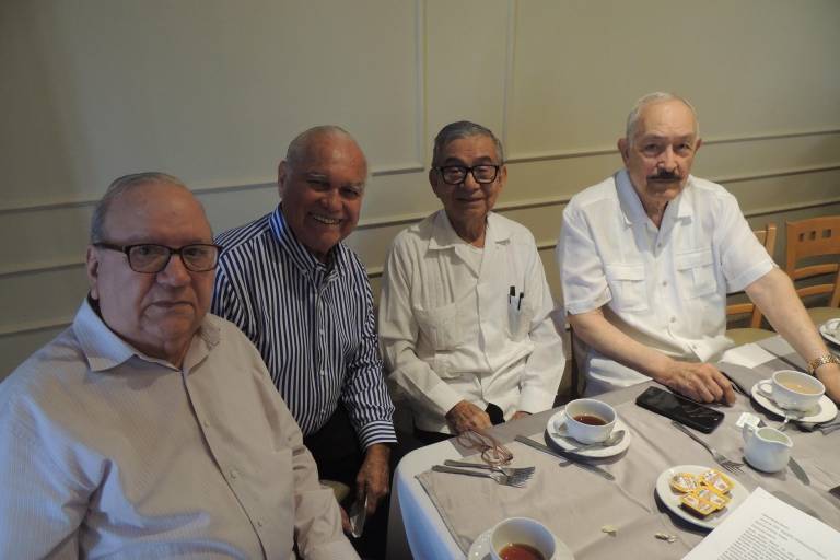 Recuerdan amigos a Rafael Borbón, en su primer aniversario luctuoso