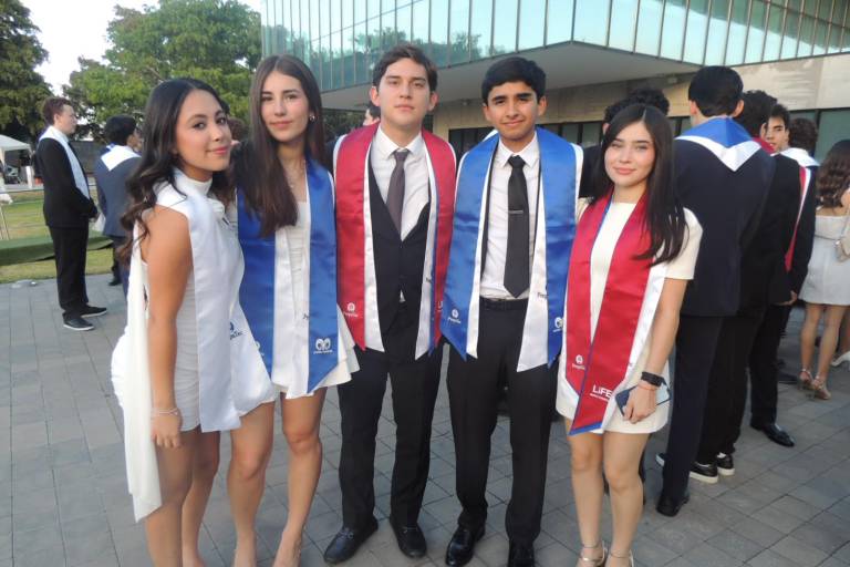 En solemne ceremonia, egresa la Generación Mayo 2026 de la Prepa Tec