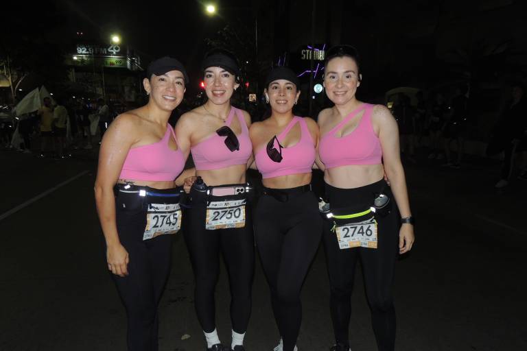 Corren en la gran fiesta del Maratón Internacional de Culiacán 2026
