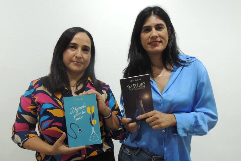 Debutan como escritoras Carmen Valero y Mirna Bustamante