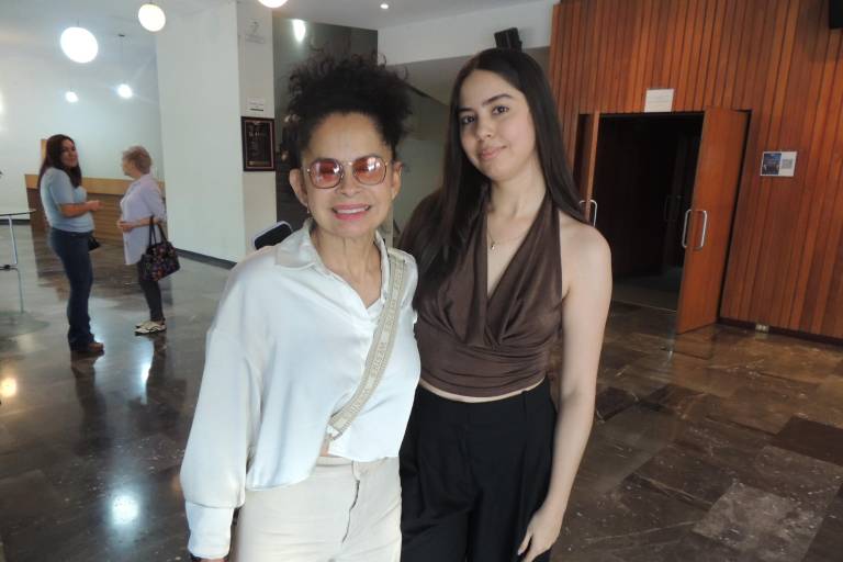 Viven sinaloenses nostálgico recorrido por clásicos de Disney con la OSSLA y Josu Okiñena