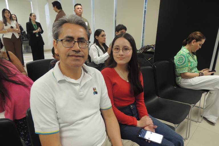 Conocen el modelo académico de la preparatoria del Tecmilenio con un Open House