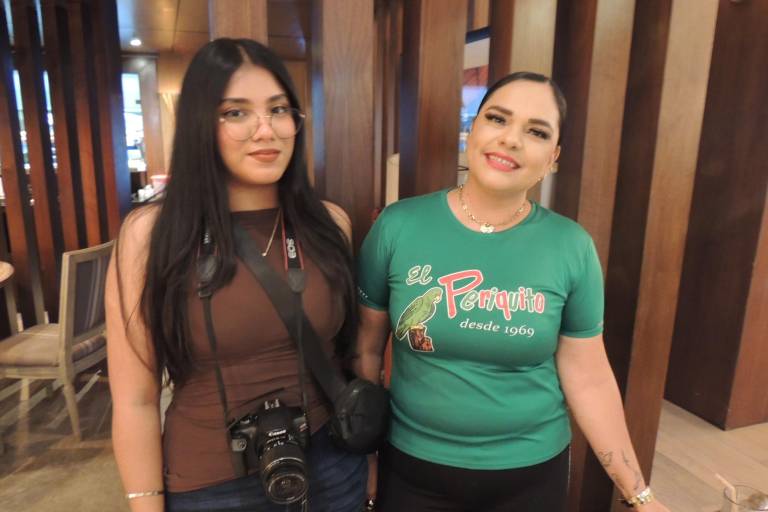 Comparten charlas desde la barra en ‘Tragos &amp; Esencia’, en Humaya Restaurante