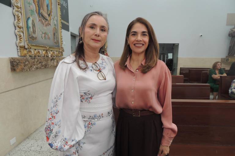 Celebran alumnos del Senda su primera comunión