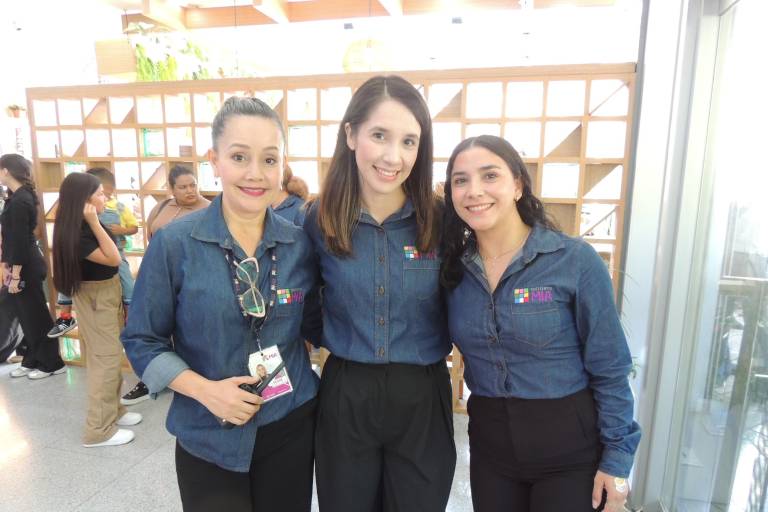 Con una obra de teatro, culminan niños y niñas su curso de vereano en el MIA