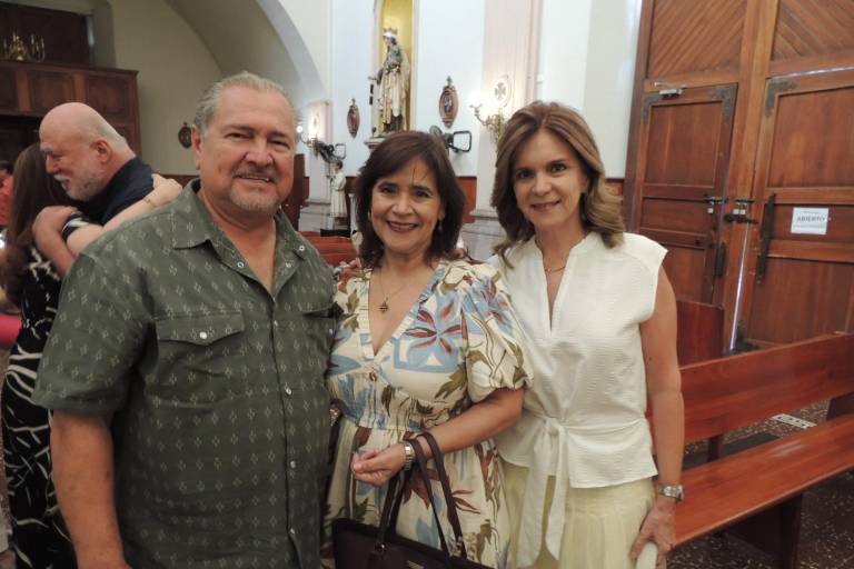 Con una misa, agradece Manuel Clouthier, festejar sus 65 años