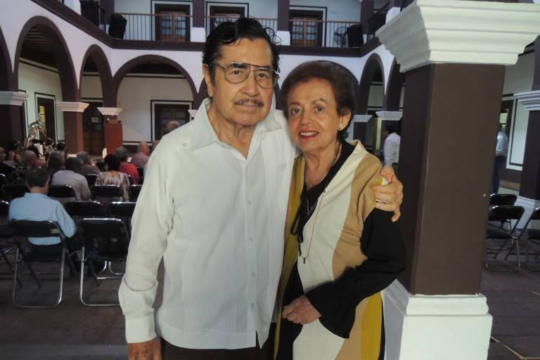 Muestra David Rubio sus orígenes en la presentación de su nuevo libro