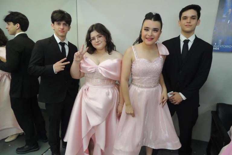 Con un festival musical, egresa nueva generación de Cadi Las Américas