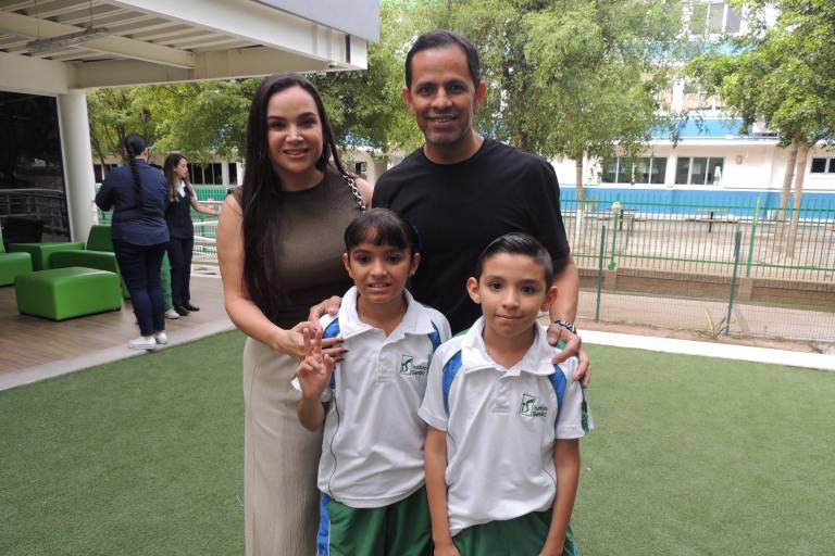 Entrega el Instituto Senda excelencias académicas