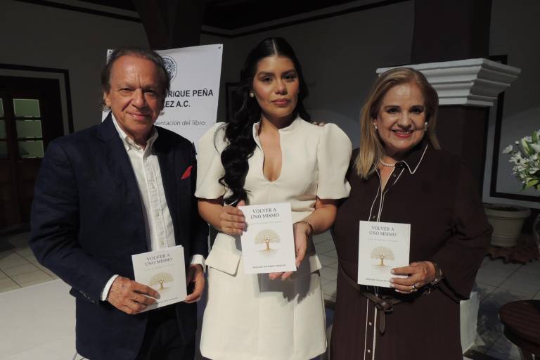 Invita Paulina Salazar a recuperar tu esencia, a través de su libro ‘Volver a uno mismo’