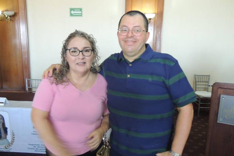 Reconocen periodistas las trayectorias de Angelina Zamudio y Benigno Aispuro