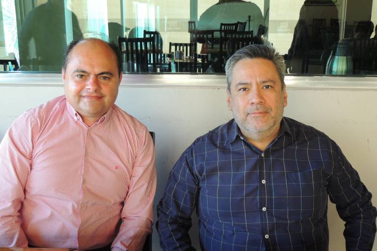 Debuta como escritor Asdrúval Mendívil Leyva