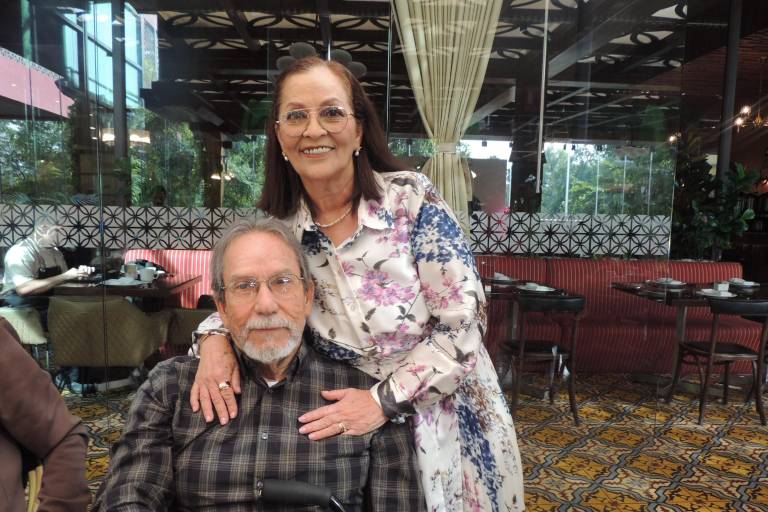 Celebran los 72 años de Beatriz Elizabeth Félix Tamayo