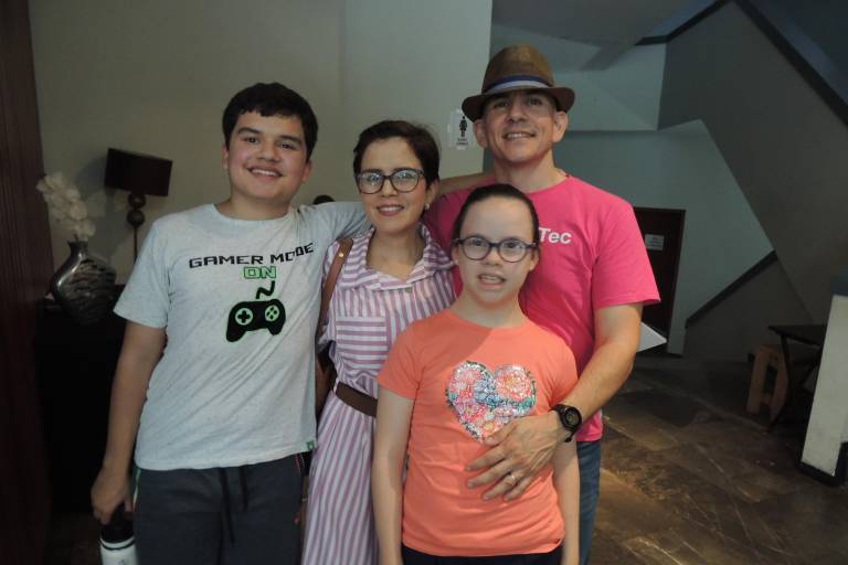 Navegan sinaloenses entre la tempestad y las risas, con la obra ‘El Navío de los Ingenuos’