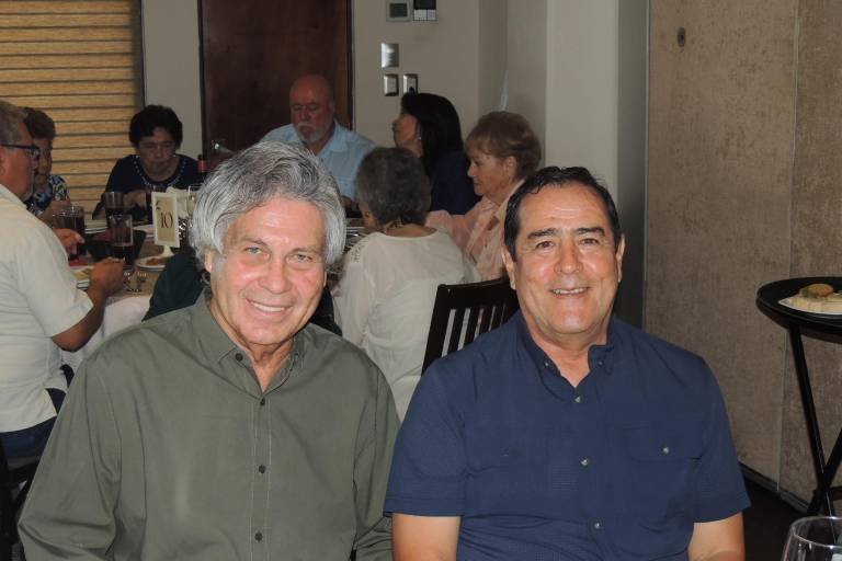 Relizan despedida especial en honor al Padre Juan Ruiz