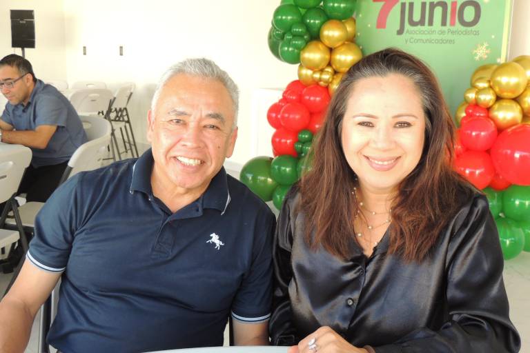 Celebran periodistas de la Asociación 7 de Junio su tradicional posada
