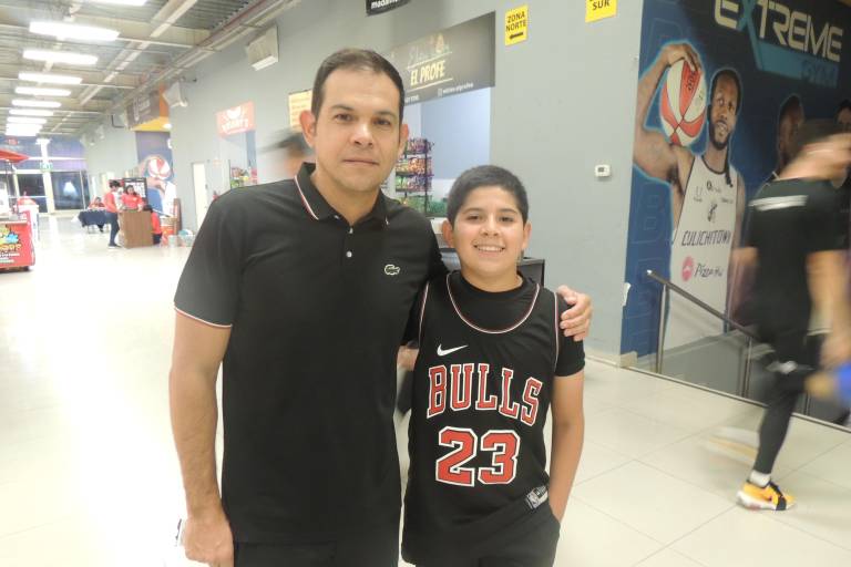 Celebran el triunfo de Caballeros de Culiacán vs Rayos de Hermosillo