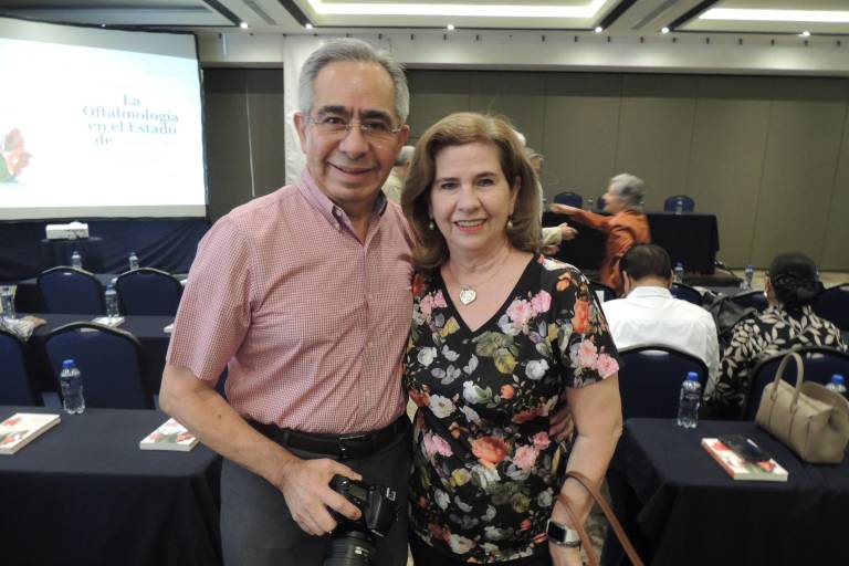 Comparte Efraín Romo Santos la historia de la oftalmología en Sinaloa