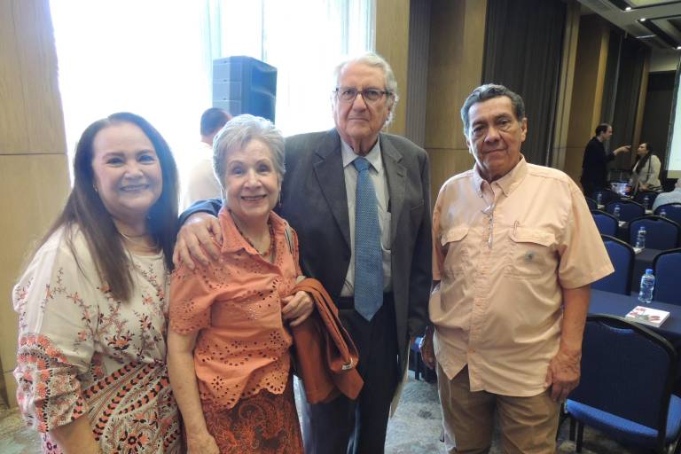 Comparte Efraín Romo Santos la historia de la oftalmología en Sinaloa