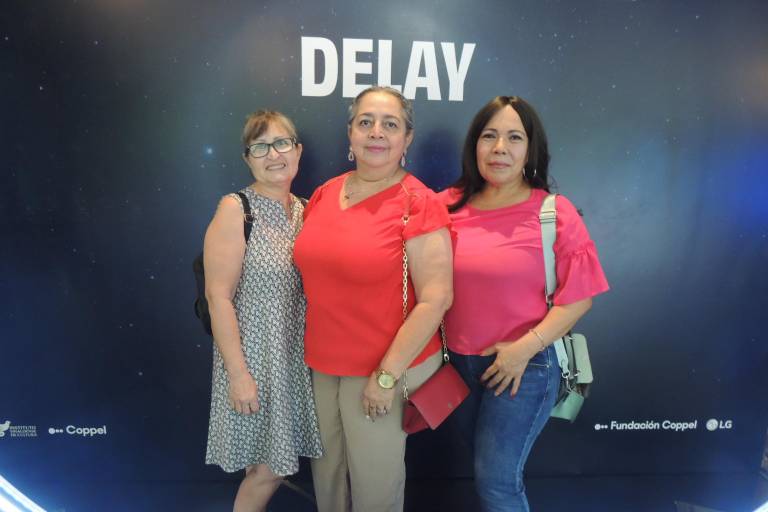 Contemplan la grandeza de la luna, a través de ‘Delay’