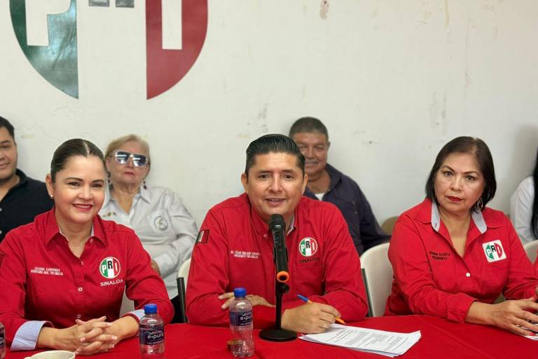 PRI Sinaloa acusa persecución política contra Alejandro Moreno y cierra filas a su favor