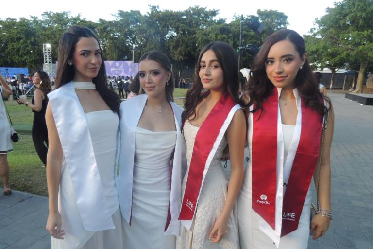En solemne ceremonia, egresa la Generación Mayo 2026 de la Prepa Tec